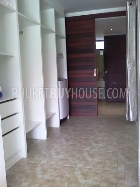 KTH4211: Spacious one-bedroom apartment for sale in Kathu. Fotoğraf #5