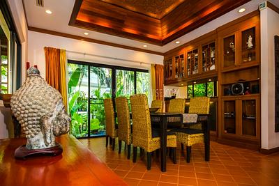 NAI4288: Spacious 4 bedroom villa with pool in Nai Harn for sale. Hot offer!. Photo #13
