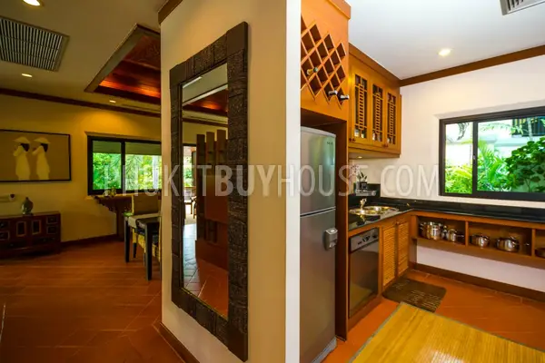 NAI4288: Spacious 4 bedroom villa with pool in Nai Harn for sale. Hot offer!. Photo #18