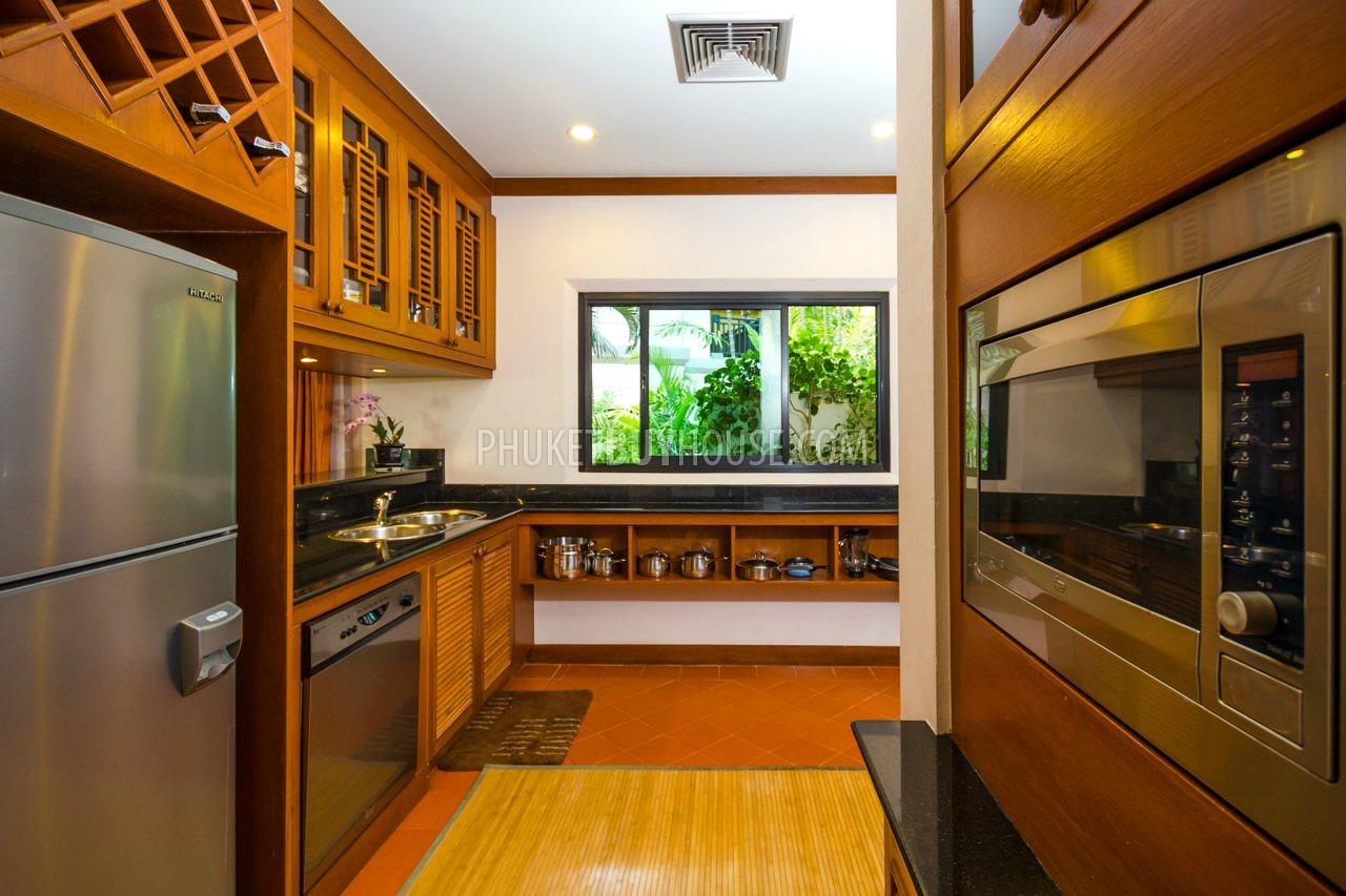 NAI4288: Spacious 4 bedroom villa with pool in Nai Harn for sale. Hot offer!. Photo #19
