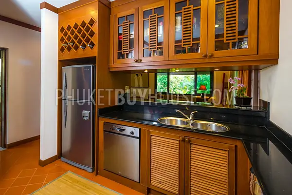 NAI4288: Spacious 4 bedroom villa with pool in Nai Harn for sale. Hot offer!. Photo #20