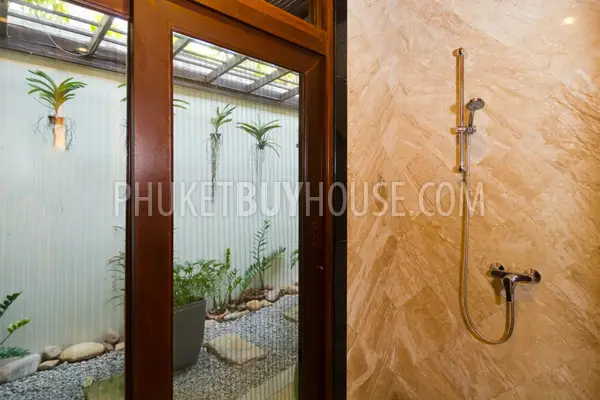 NAI4288: Spacious 4 bedroom villa with pool in Nai Harn for sale. Hot offer!. Photo #30