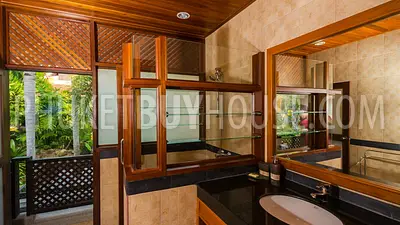 NAI4288: Spacious 4 bedroom villa with pool in Nai Harn for sale. Hot offer!. Photo #32