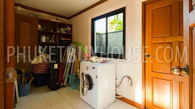 NAI4288: Spacious 4 bedroom villa with pool in Nai Harn for sale. Hot offer!. Photo #42