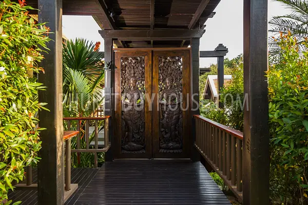 NAI4288: Spacious 4 bedroom villa with pool in Nai Harn for sale. Hot offer!. Photo #44