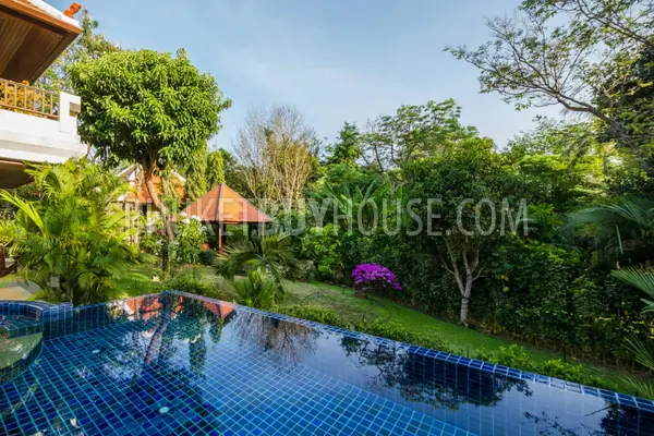 NAI4288: Spacious 4 bedroom villa with pool in Nai Harn for sale. Hot offer!. Photo #45
