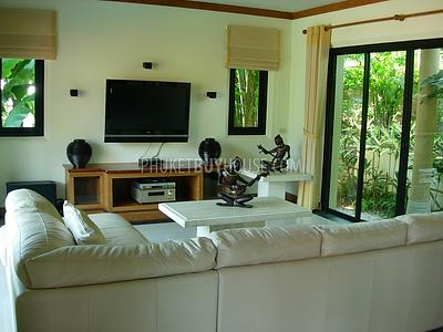 NAI4294: Spacious 3 bedroom villa with pool in Nai Harn for sale. Photo #6
