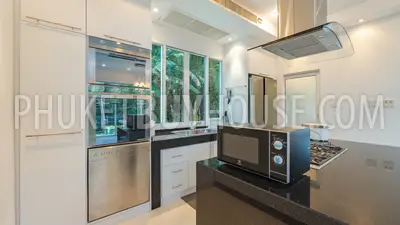 PAT21801: Four Bedroom Seaview Villa in Patong. Photo #20