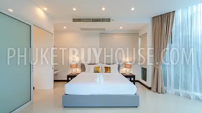 PAT21801: Four Bedroom Seaview Villa in Patong. Photo #9