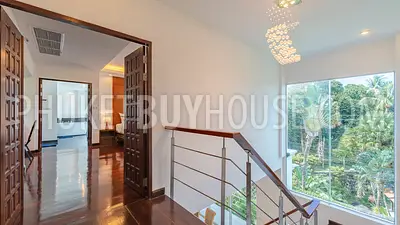 PAT21801: Four Bedroom Seaview Villa in Patong. Photo #60