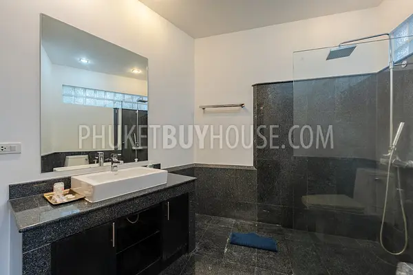 PAT21801: Four Bedroom Seaview Villa in Patong. 照片 #49