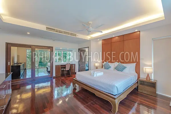 PAT21801: Four Bedroom Seaview Villa in Patong. 照片 #58