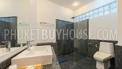PAT21801: Four Bedroom Seaview Villa in Patong. Photo #61