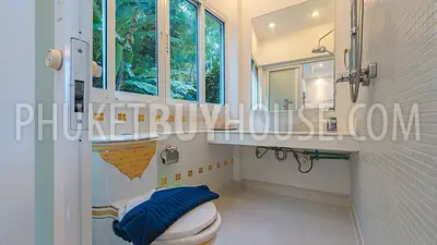 PAT21801: Four Bedroom Seaview Villa in Patong. Photo #46