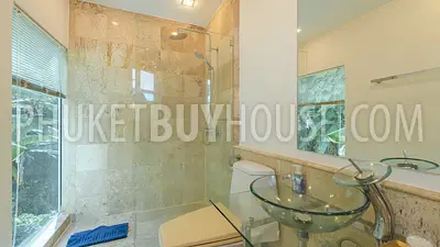 PAT21801: Four Bedroom Seaview Villa in Patong. Photo #62