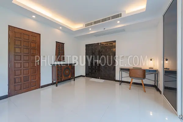 PAT21801: Four Bedroom Seaview Villa in Patong. 照片 #16