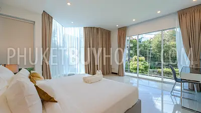 PAT21801: Four Bedroom Seaview Villa in Patong. Photo #42