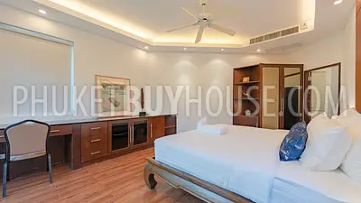 PAT21801: Four Bedroom Seaview Villa in Patong. Photo #29