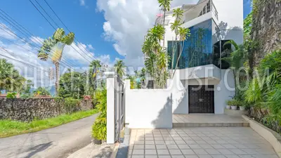 PAT21801: Four Bedroom Seaview Villa in Patong. Photo #53