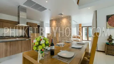 LAY4263: Stunning 4 Bedroom Balinese style pool villa. Photo #15