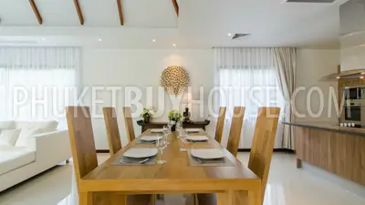 LAY4263: Stunning 4 Bedroom Balinese style pool villa. Photo #19