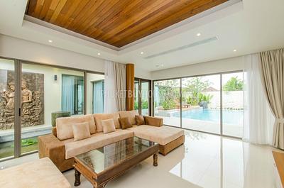 LAY4263: Stunning 4 Bedroom Balinese style pool villa. Photo #20