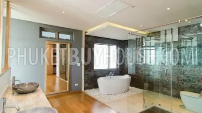 RAW4264: Magnificent Six Bedroom Sea-View Villa. Photo #4