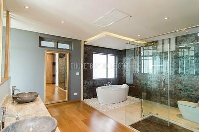 RAW4264: Magnificent Six Bedroom Sea-View Villa. Photo #4