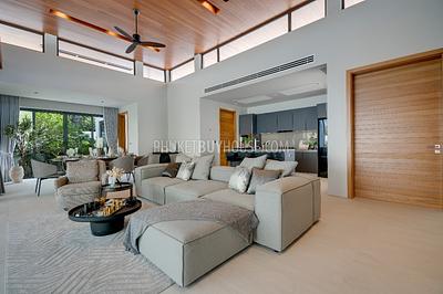 TAL7352: Modern Tropical Villa with 3 bedrooms in Thalang. Photo #5