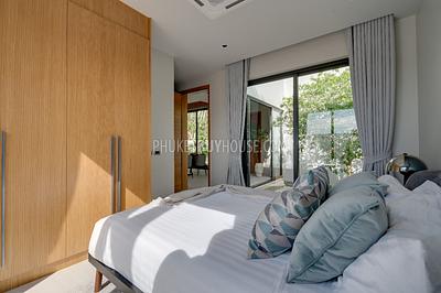 TAL7352: Modern Tropical Villa with 3 bedrooms in Thalang. Photo #15