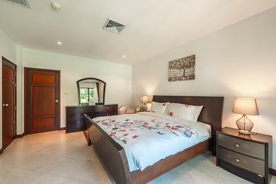 BAN21783: Two Bedroom Apartment Minutes Away from Bang Tao Beach. Photo #16