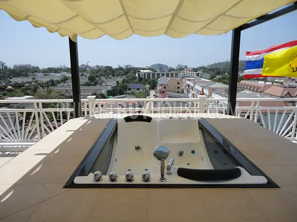KAT4282: Majestic penthouse with an internal Jacuzzi in Kata Beach. Fotoğraf #16