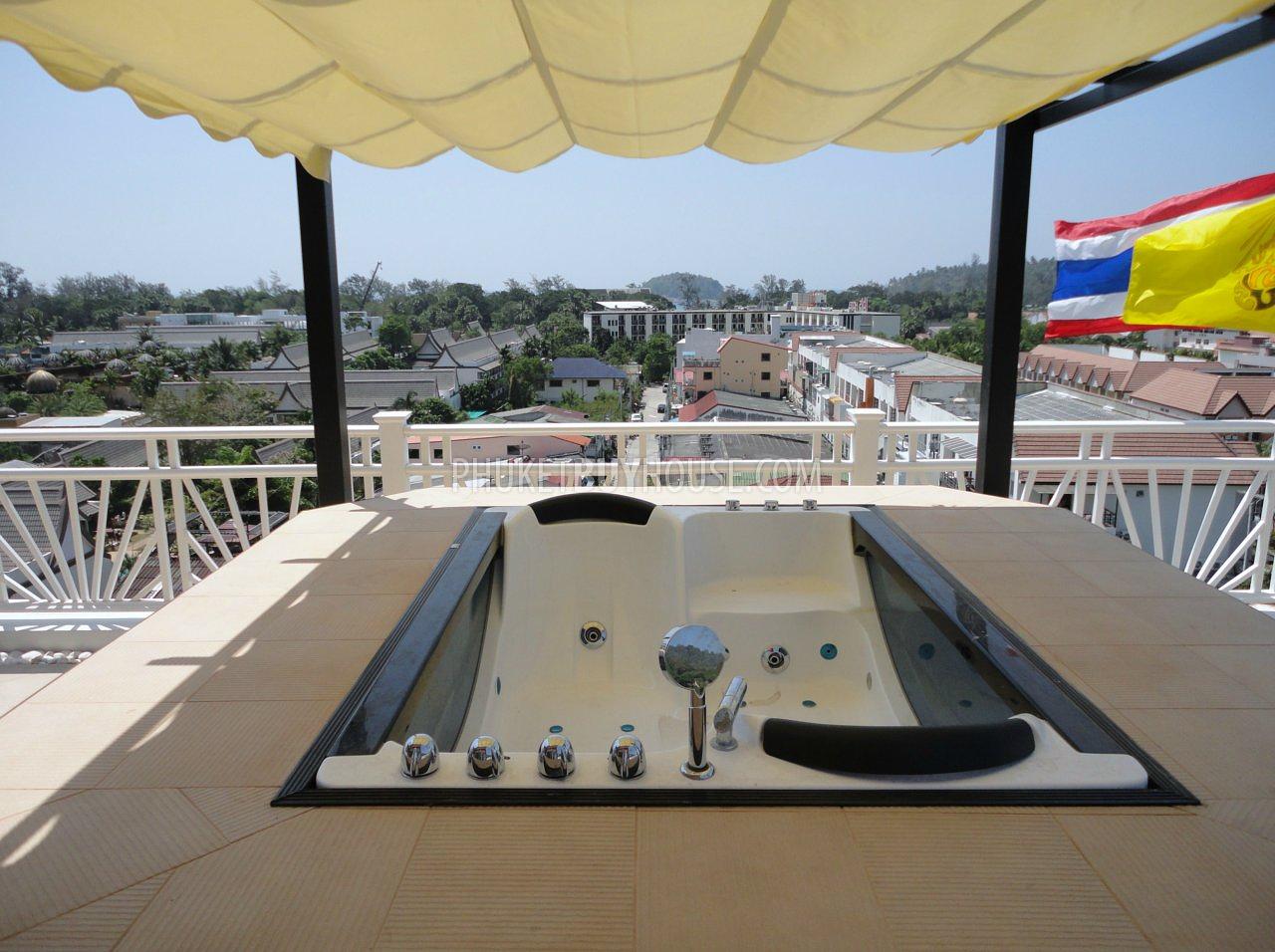 KAT4282: Majestic penthouse with an internal Jacuzzi in Kata Beach. Photo #16