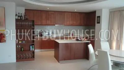 KAT4282: Majestic penthouse with an internal Jacuzzi in Kata Beach. Fotoğraf #20