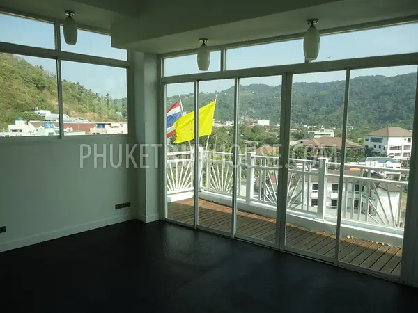 KAT4282: Majestic penthouse with an internal Jacuzzi in Kata Beach. Fotoğraf #24