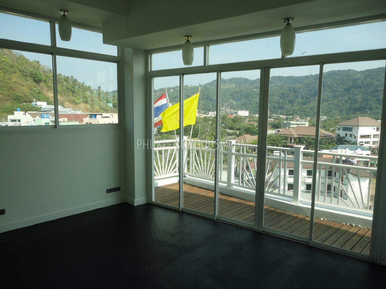 KAT4282: Majestic penthouse with an internal Jacuzzi in Kata Beach. Photo #24