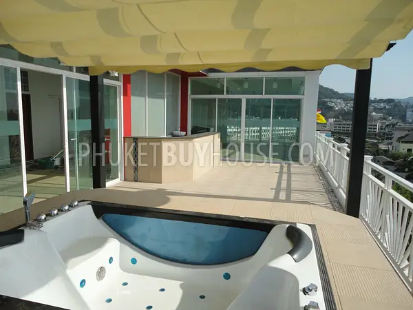 KAT4282: Majestic penthouse with an internal Jacuzzi in Kata Beach. Fotoğraf #29
