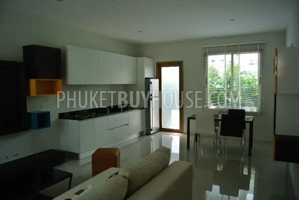 KTH4363: Brand new fully furnished townhouse for sale. 照片 #1