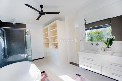 RAW21847: A Gorgeous 4-Bedroom Villa For Sale On Nai Harn Beach. Photo #21