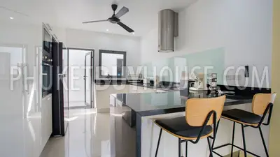 RAW21847: A Gorgeous 4-Bedroom Villa For Sale On Nai Harn Beach. Photo #16