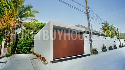 RAW21847: A Gorgeous 4-Bedroom Villa For Sale On Nai Harn Beach. Photo #84