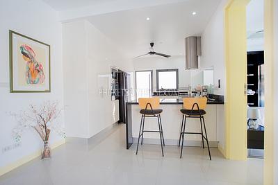 RAW21847: A Gorgeous 4-Bedroom Villa For Sale On Nai Harn Beach. Photo #30