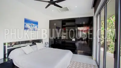 RAW21847: A Gorgeous 4-Bedroom Villa For Sale On Nai Harn Beach. Photo #50