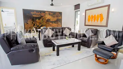 RAW21847: A Gorgeous 4-Bedroom Villa For Sale On Nai Harn Beach. Photo #40