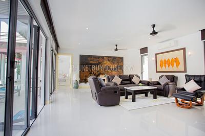 RAW21847: A Gorgeous 4-Bedroom Villa For Sale On Nai Harn Beach. Photo #42