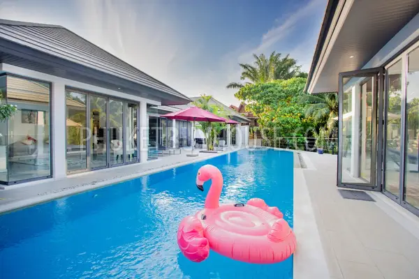 RAW21847: A Gorgeous 4-Bedroom Villa For Sale On Nai Harn Beach. Photo #86