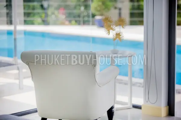 RAW21847: A Gorgeous 4-Bedroom Villa For Sale On Nai Harn Beach. Photo #25