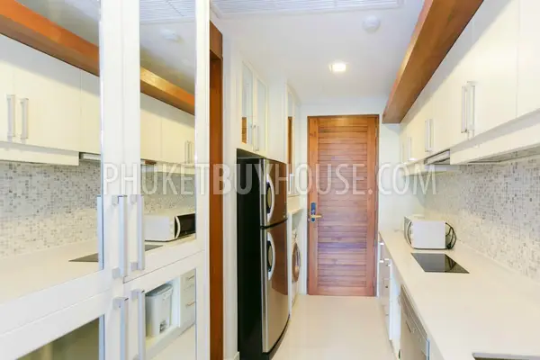 KAT4383: Modern-tropical style luxury studio apartment 500 meters from the beach. Fotoğraf #1