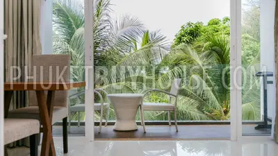 KAT4383: Modern-tropical style luxury studio apartment 500 meters from the beach. Fotoğraf #11