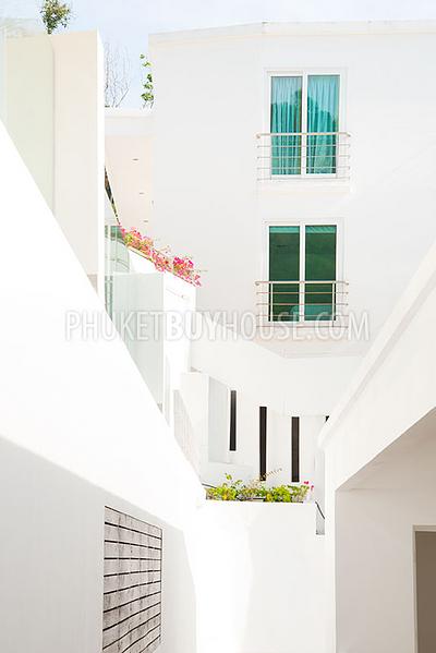 KAT4401: Sea View Apartment with 2 Bedrooms in Kata Beach. Photo #10